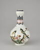 Bouteille à décor d'oiseaux et de poème, image 1/6