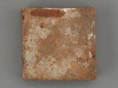 Carreau de pavement bicolore, d'un ensemble de trois (OA 10218 12 à 14), d'un groupe de trente-trois (OA 10218 1 à 31 bis), image 2/2