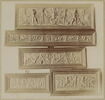 Plaquette d'ornement décorée de figures mythologiques, image 3/3