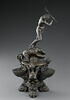 Statuette : la Vertu flagellant le Vice sur un brûle-parfum de la même époque, image 5/8