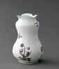 Vase à oignons, à décor de fleurs polychromes, d'une paire (OA 8043), image 5/6