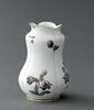 Vase à oignons, à décor de fleurs polychromes, d'une paire (OA 8043), image 3/6