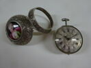 Montre ronde à double boîtier, image 1/3