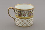 Tasse, d'un cabaret (OA 11065 à OA 11087), image 1/2