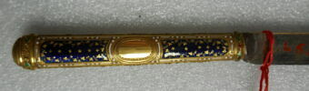 Couteau à lame d'acier, manche en or émaillé, image 5/8
