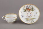 Tasse, soucoupe et cuillier d'un service de six pièces (R 995 à R 1000), image 1/7