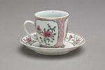 Tasse à café avec soucoupe, d'un service à thé et à café de dix-huit pièces (R 1173 à 1191), image 1/5