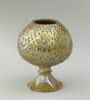 Vase en forme de pomme de pin, image 1/2