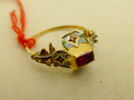 Bague en or émaillé avec rubis, image 3/5