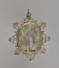 Médaillon ovale avec la Vierge à l'enfant et saint Jean Baptiste, image 2/2