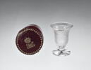 Verre et étui, image 5/9