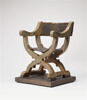 Fauteuil en X à décor de marqueterie, image 1/7