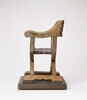 Fauteuil en X à décor de marqueterie, image 3/7