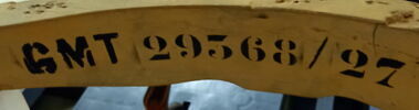 Chaise d'un ensemble de 38, image 2/2