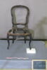 Chaise d'un ensemble de 38, image 1/2