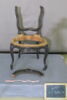 Chaise d'un ensemble de 38, image 1/2