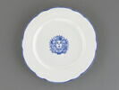 Assiette en porcelaine à décor en camïeu bleu, image 1/2