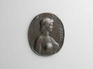 Plaquette : Médée en buste de profil, image 1/2