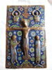 Plat de reliure ou plaque de châsse : Crucifixion avec figure d'applique du Christ couronné, image 2/4
