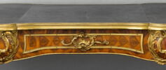 Bureau plat, dit 