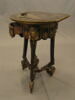 Table en encoignure, d'une paire, image 1/10