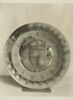 Bassin rond fleurdelysé : armes de Louis de Villiers de l'Isle-Adam, évêque de Beauvais (1497-1521), image 3/3
