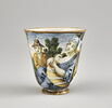 Gobelet : femme allaitant, image 1/4