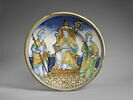 Plat rond : évêque entouré de saint Jean et saint Jacques, image 1/2