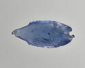 Poisson en verre bleu, à la queue cassée, image 2/5