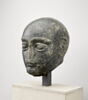 Grande tête rasée, image 2/14