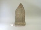 stèle, image 1/2