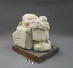 statue, image 2/4