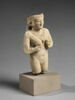statue, image 2/11