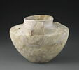 vase, image 2/3
