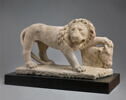 statue, image 4/9