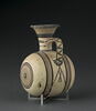vase, image 1/4