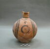 vase, image 3/3