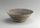 vase, image 2/2