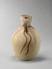 vase, image 3/3