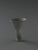 vase, image 3/3
