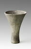 vase, image 1/3