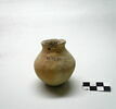 vase, image 2/2