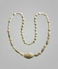 perle ; collier, image 1/4