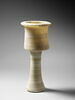 vase, image 2/4