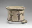 vase, image 2/3