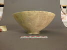 vase, image 2/2
