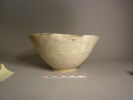 vase, image 2/2