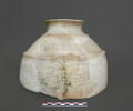 vase, image 2/2