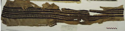 bande décorative d'habillement ; fragment, image 2/2