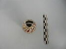 flacon cylindrique, fragment, image 2/3